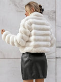 36 Pieces) Wholesale Autumn And Winter Women Fashion Solid Color Imitation Fur Plush Coat