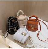 36 Pieces) Wholesale Women Vintage Chain Crease Handle Bag